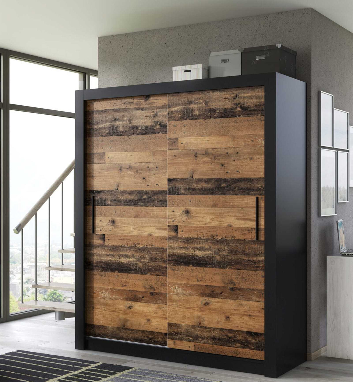 Szafa_Monako_black_old_wood